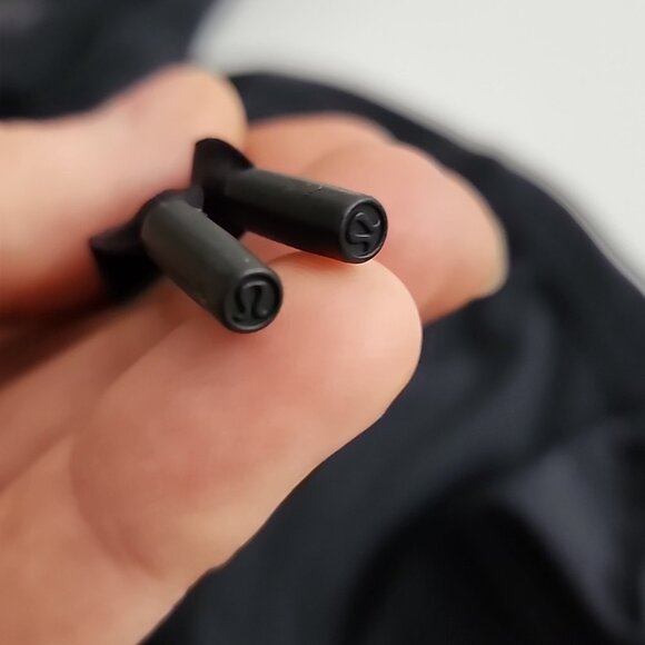 Lululemon Black Dance Studio Reversible Jacket Hooded Stretch Thumbholes Size 4 - Picture 9 of 15